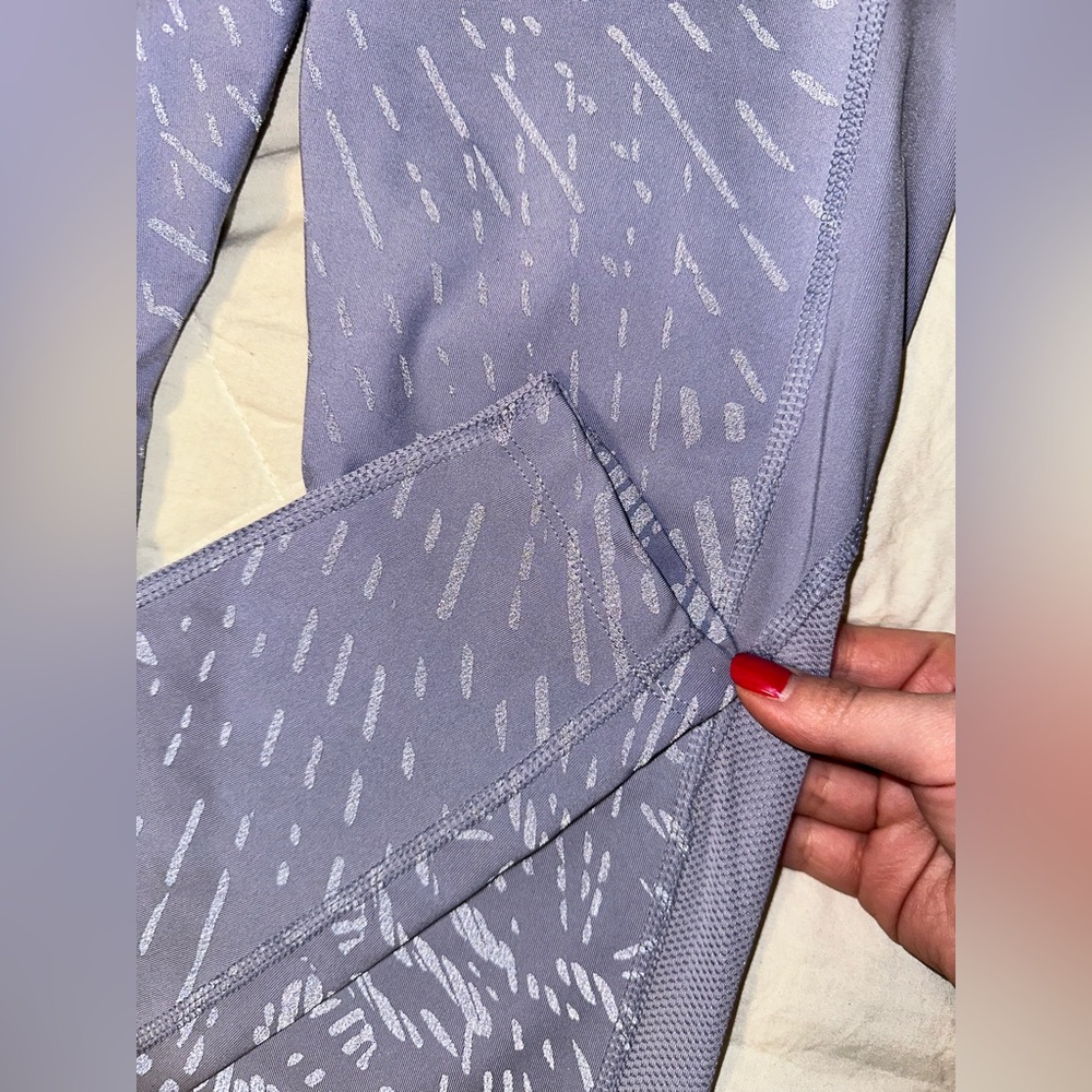 Nike Dri-FIT lilac purple Leggings Size S/P - Picture 2 of 5
